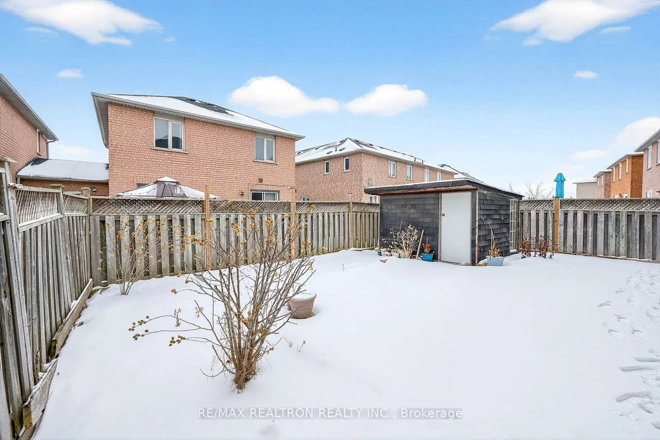 16, Pacific Wind, Sandringham-Wellington, Brampton