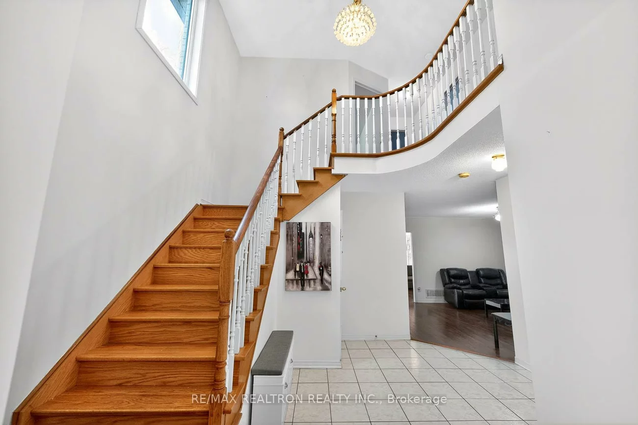 16, Pacific Wind, Sandringham-Wellington, Brampton