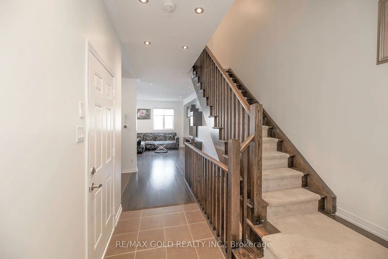 84, Honeyview, Bram East, Brampton