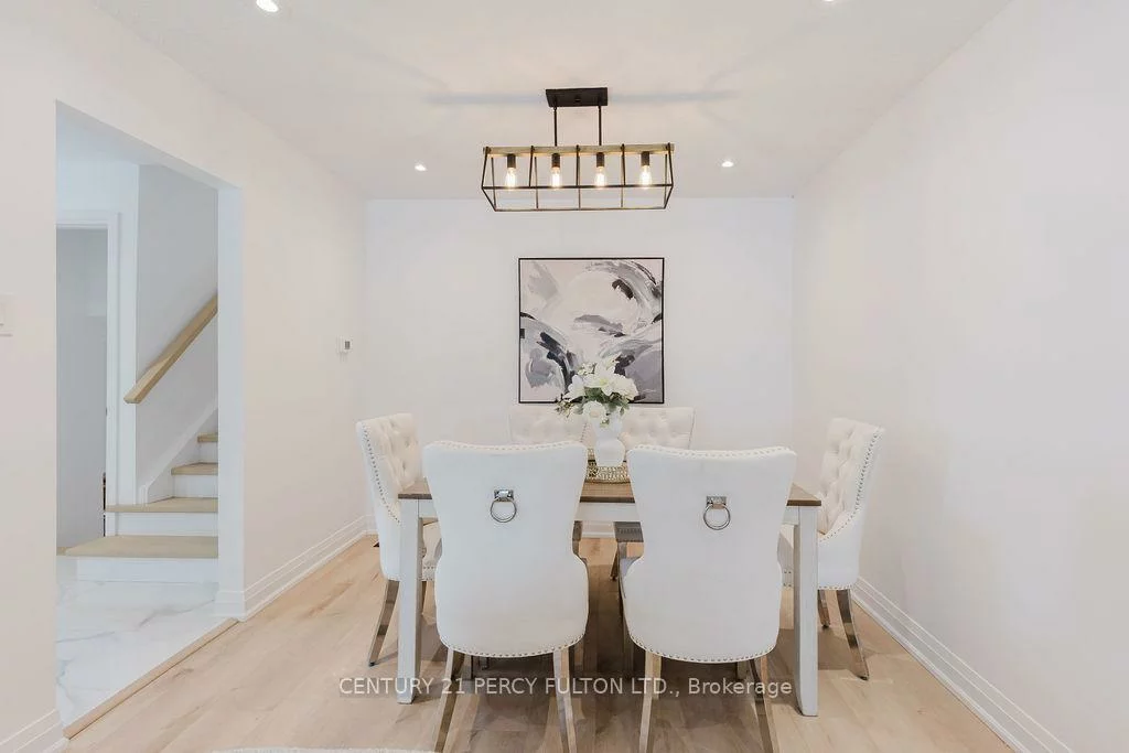 11, Bay Crest, Heart Lake East, Brampton