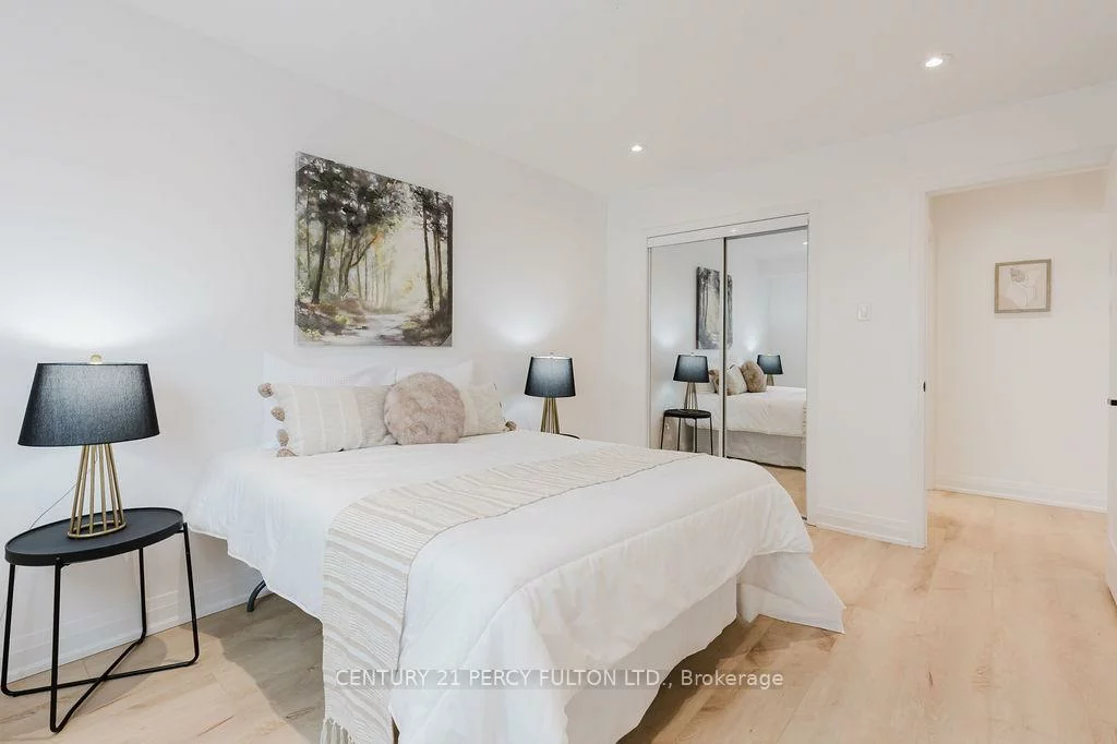 11, Bay Crest, Heart Lake East, Brampton