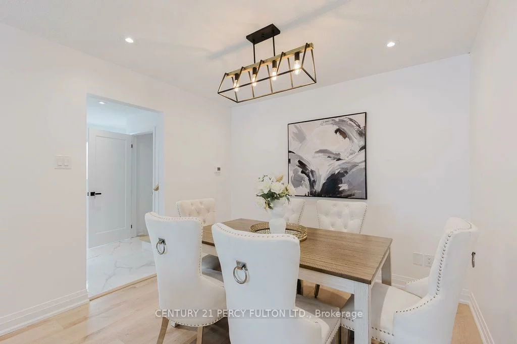 11, Bay Crest, Heart Lake East, Brampton