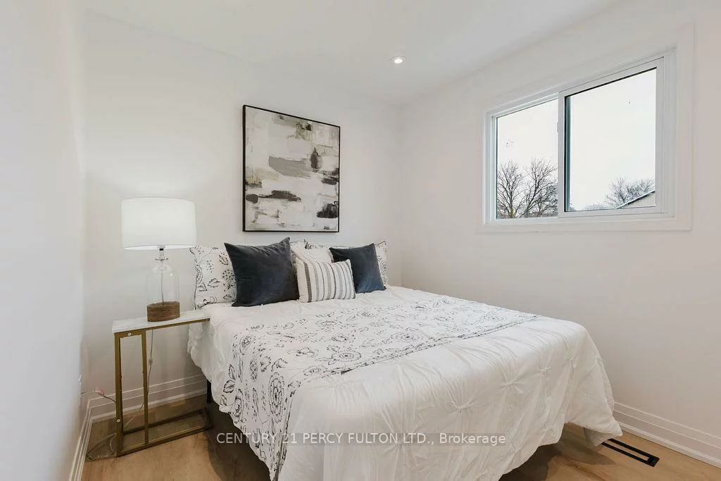 11, Bay Crest, Heart Lake East, Brampton