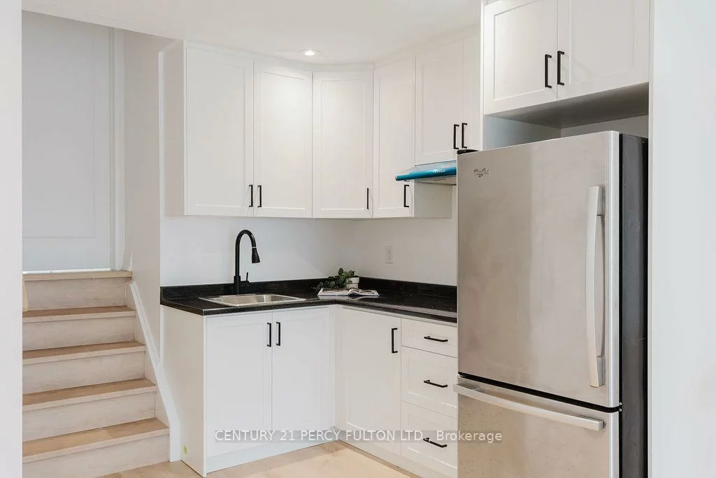 11, Bay Crest, Heart Lake East, Brampton