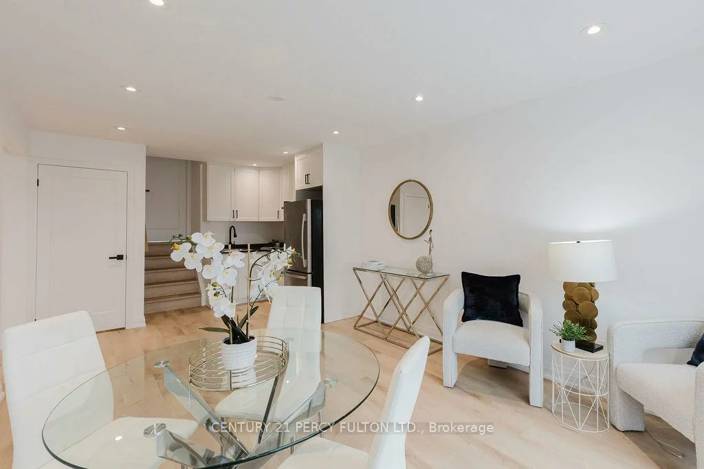 11, Bay Crest, Heart Lake East, Brampton