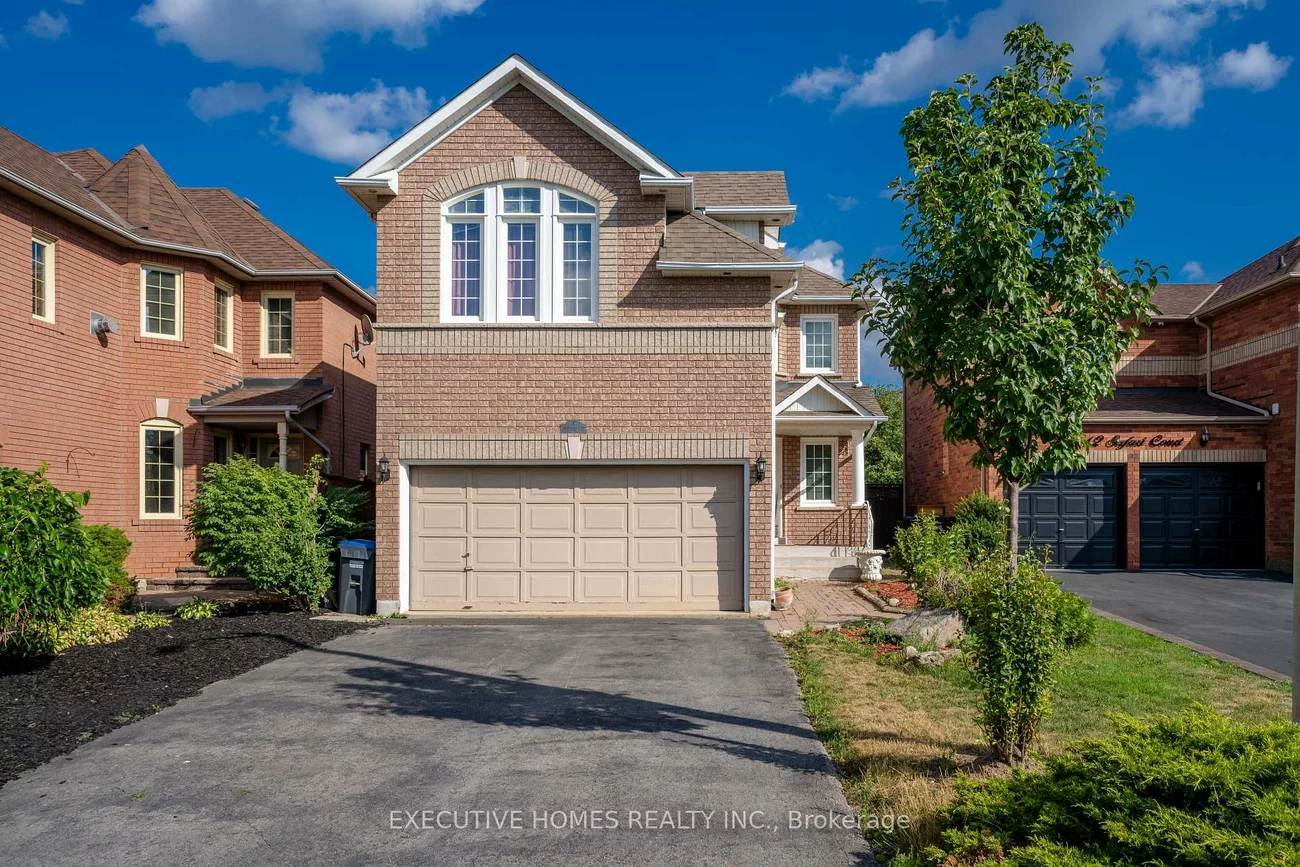10, Safari, Snelgrove, Brampton