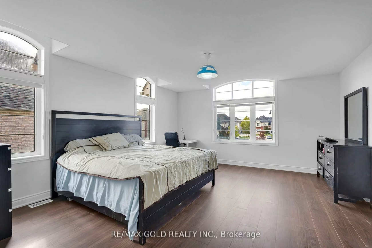 34, Rhapsody, Vales of Castlemore, Brampton