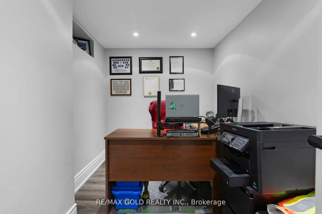 34, Rhapsody, Vales of Castlemore, Brampton