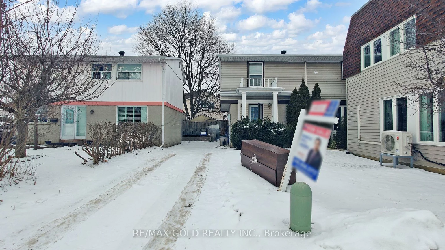 3, Hemlark, Central Park, Brampton