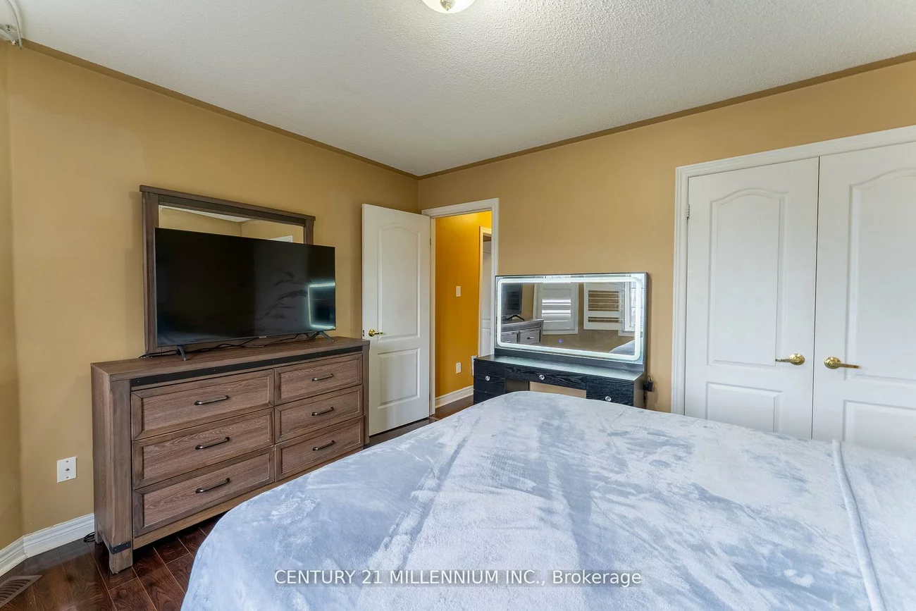 64, Executive, Sandringham-Wellington, Brampton