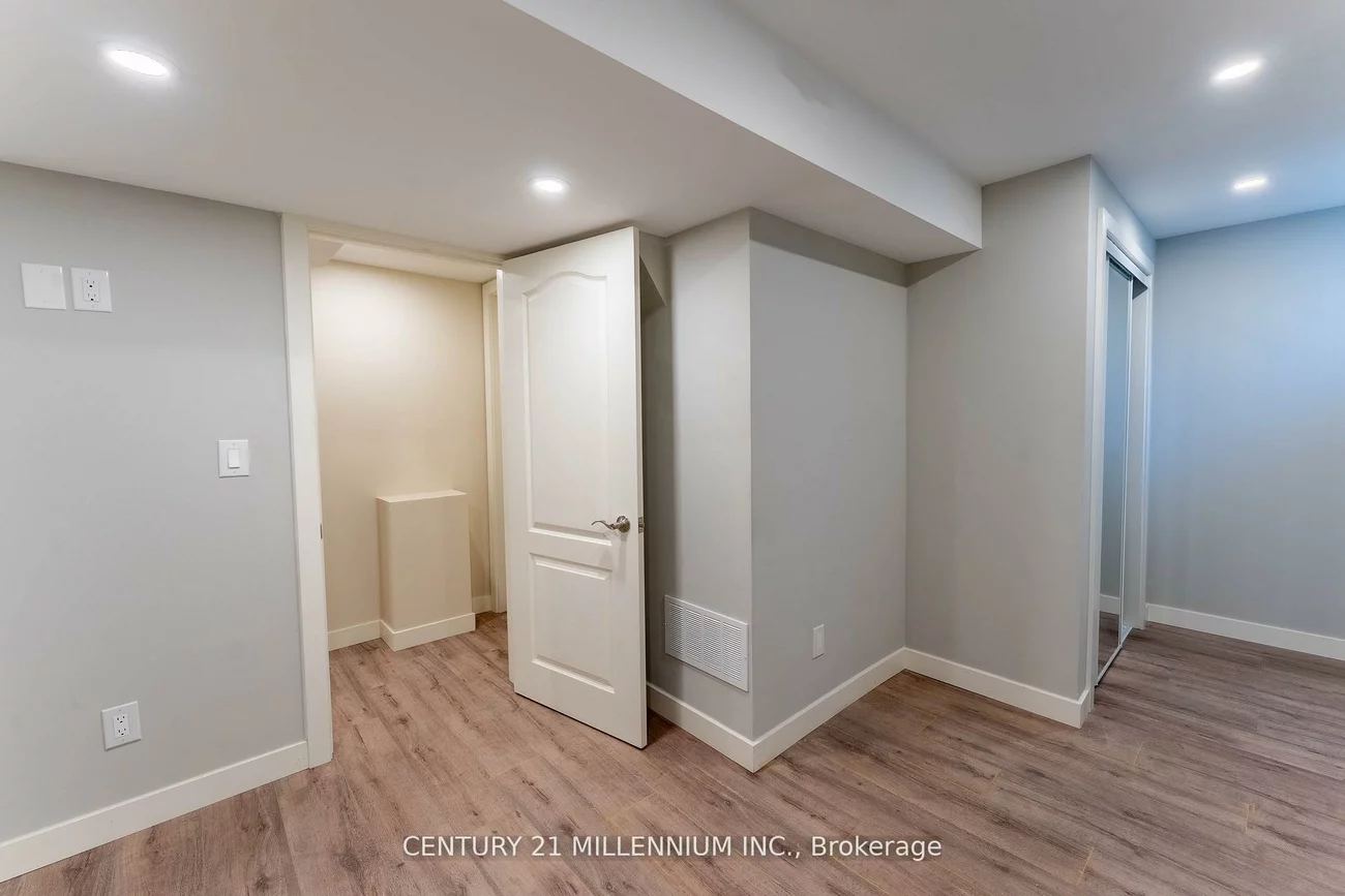64, Executive, Sandringham-Wellington, Brampton