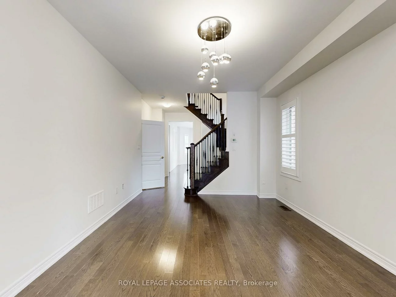 10, Lloyd, Northwest Brampton, Brampton