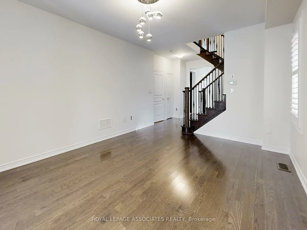 10, Lloyd, Northwest Brampton, Brampton