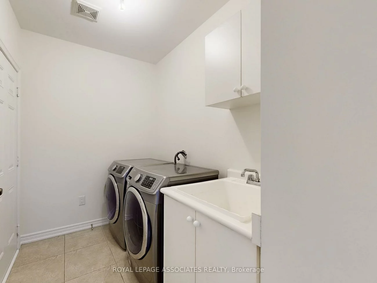 10, Lloyd, Northwest Brampton, Brampton