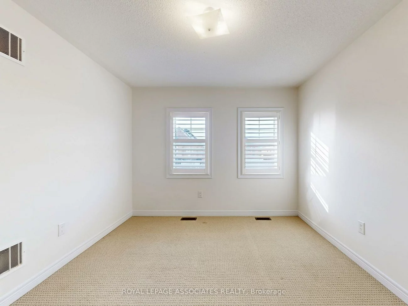 10, Lloyd, Northwest Brampton, Brampton