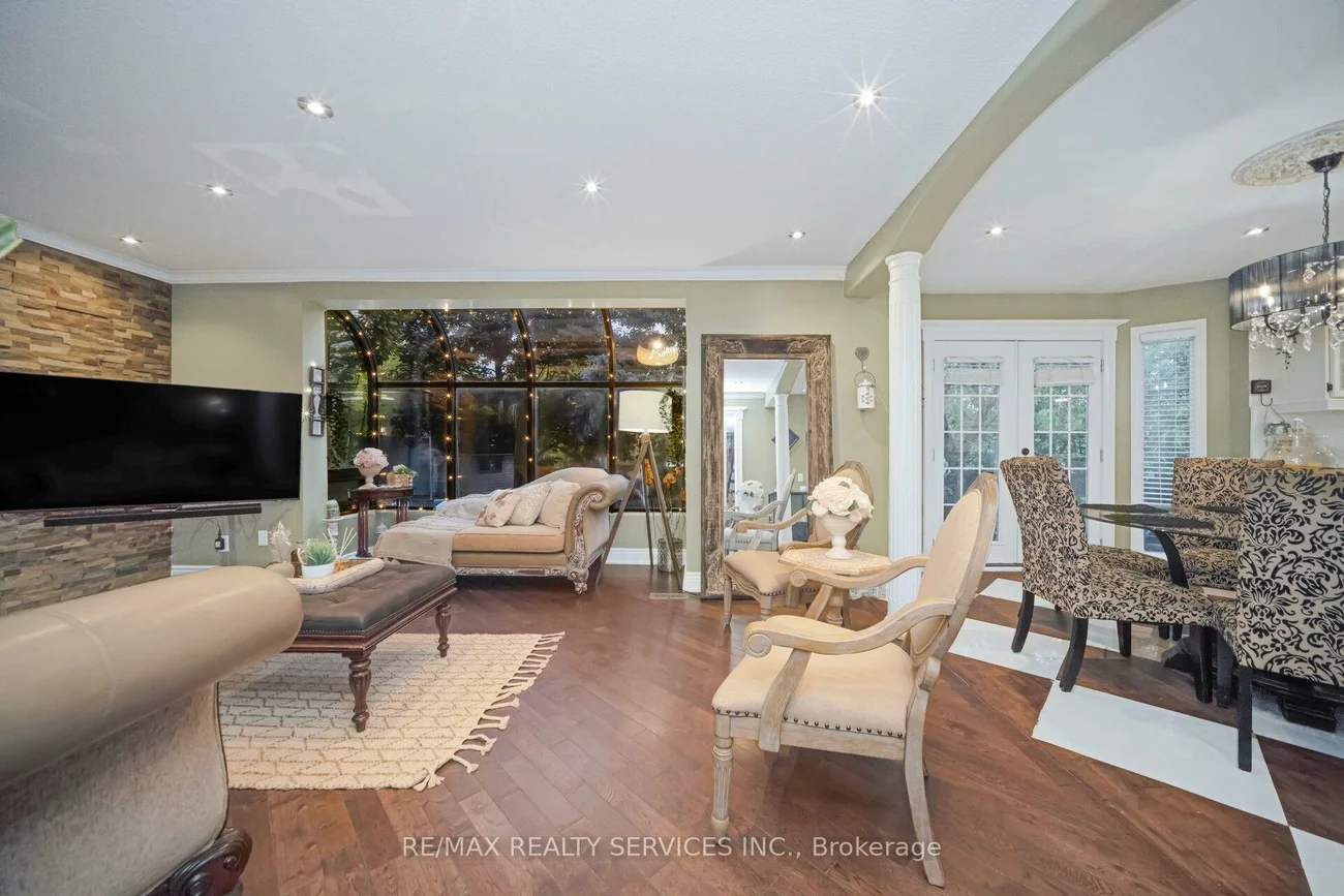 74, Leeward, Westgate, Brampton