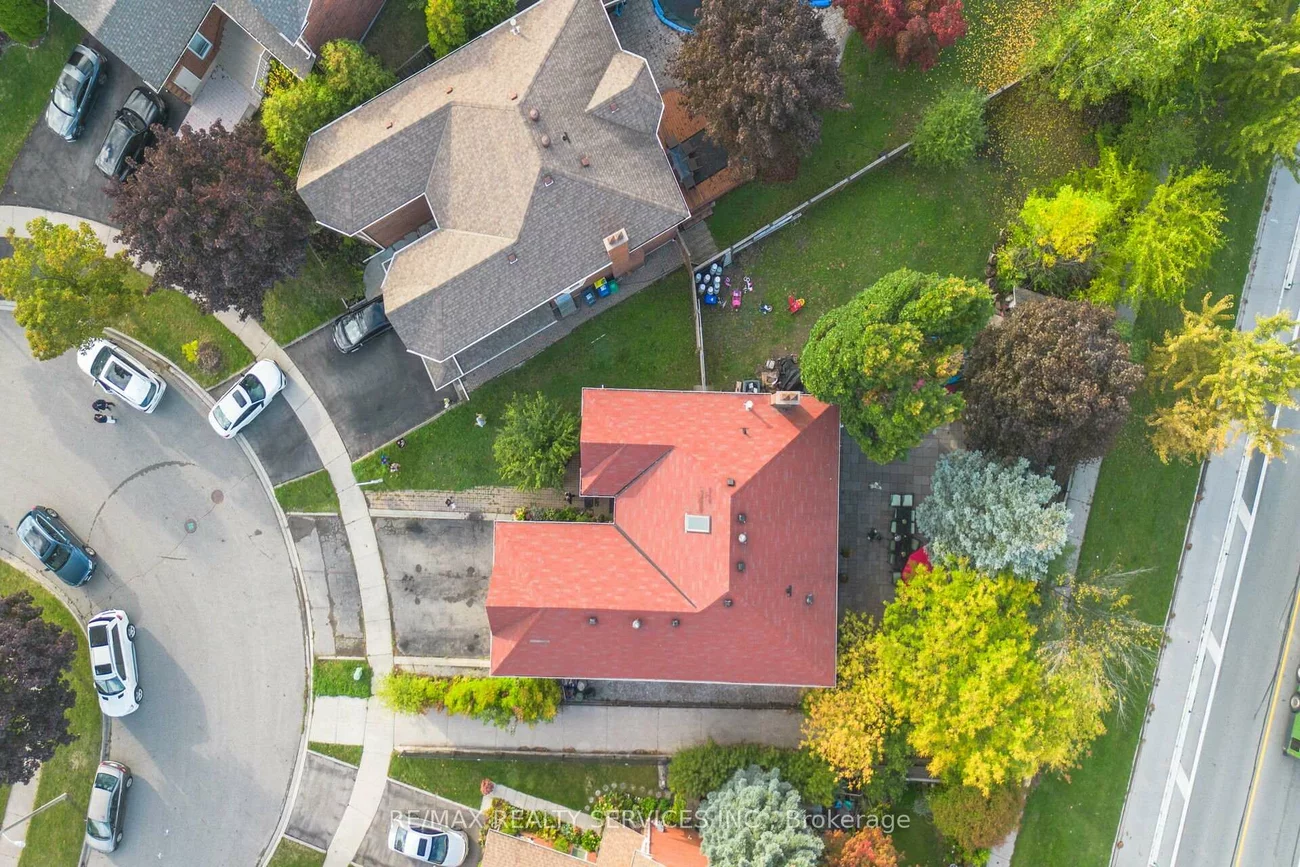 74, Leeward, Westgate, Brampton