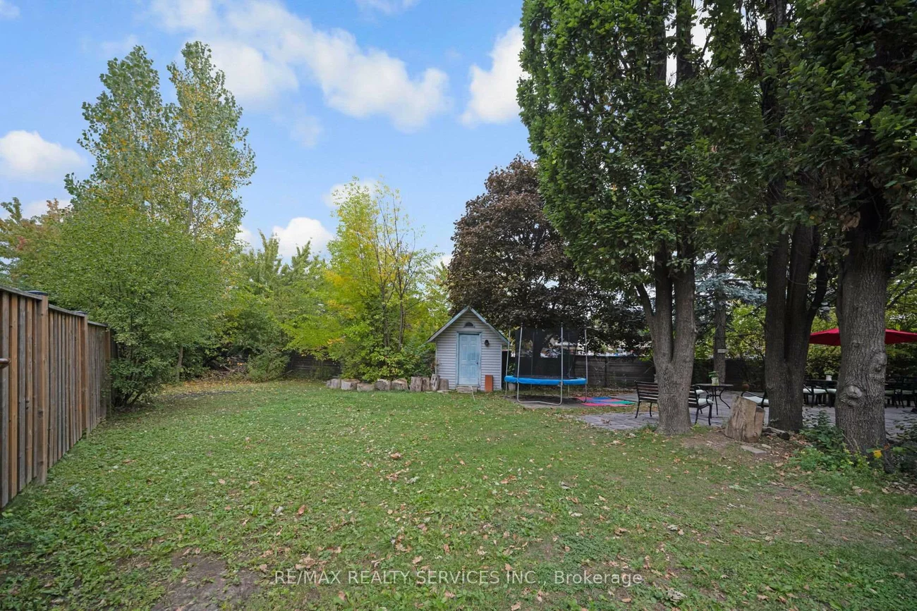 74, Leeward, Westgate, Brampton