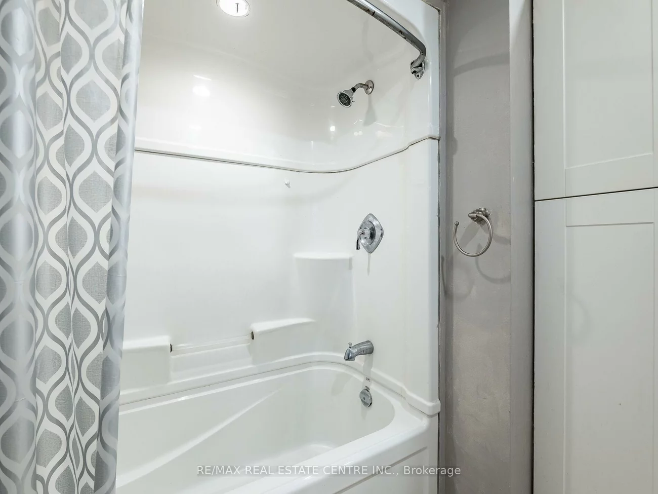 4, Horne, Brampton North, Brampton