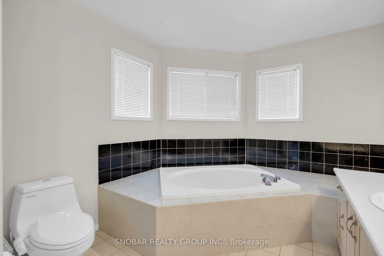 50, Ravenscroft, Snelgrove, Brampton