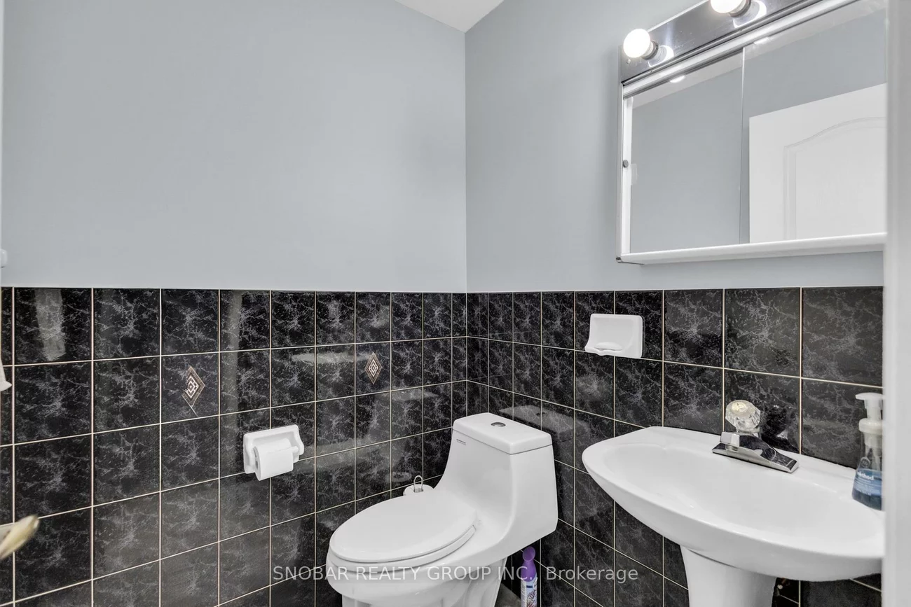 50, Ravenscroft, Snelgrove, Brampton