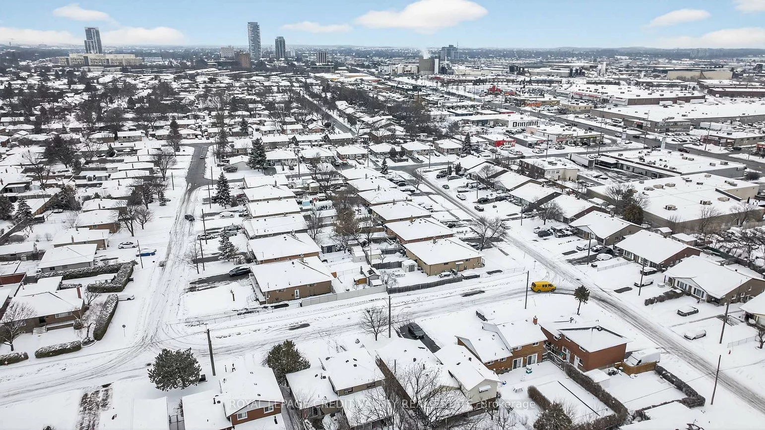 43, Benton, Brampton East, Brampton