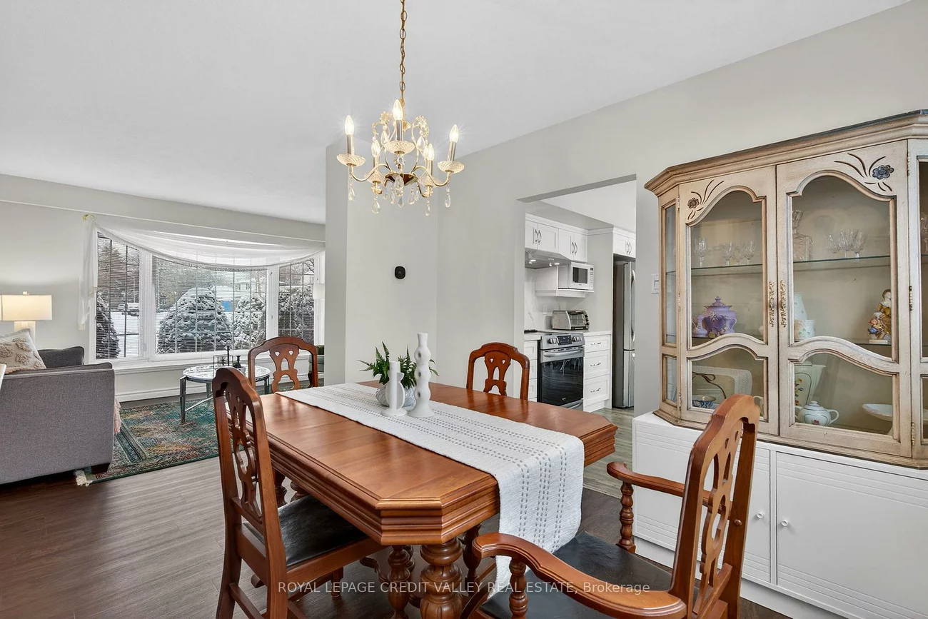 43, Benton, Brampton East, Brampton