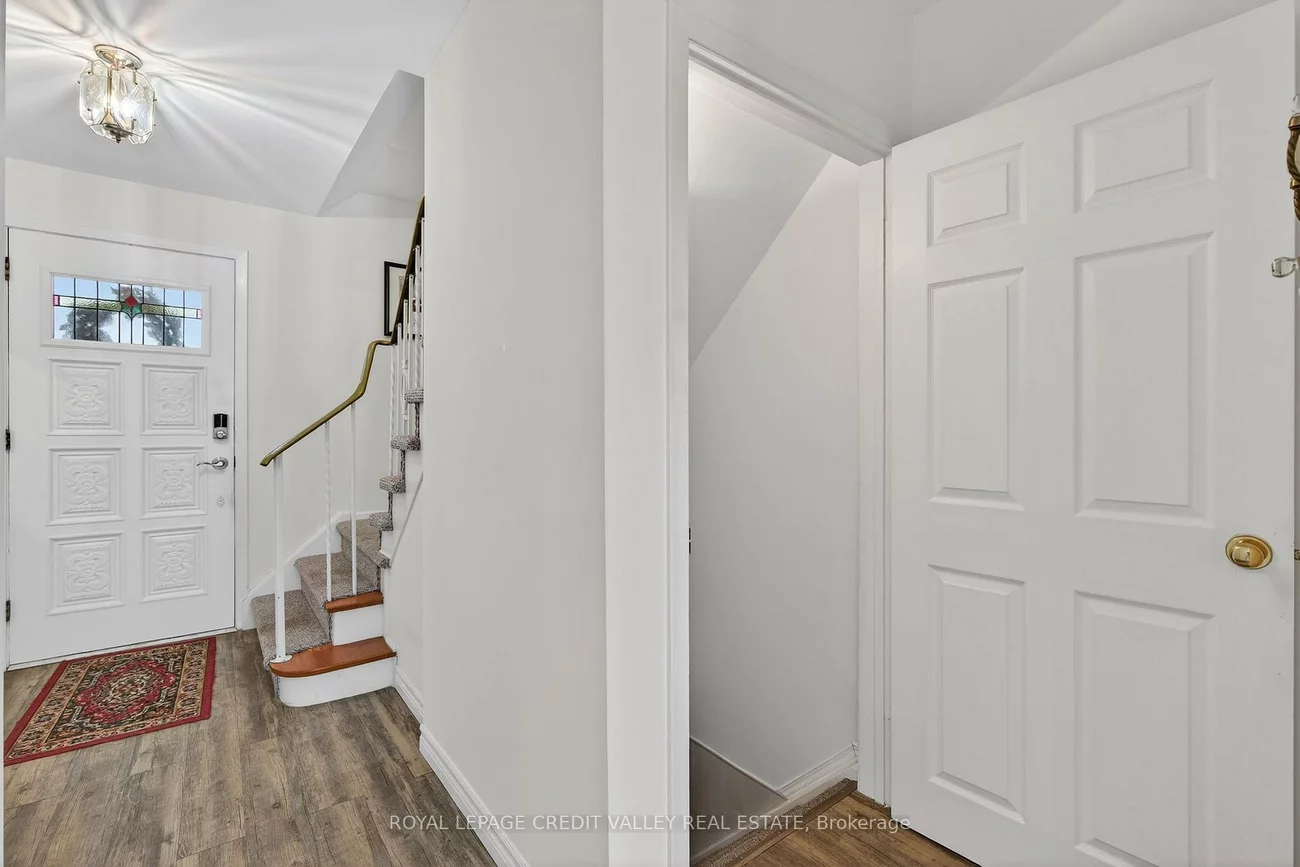 43, Benton, Brampton East, Brampton