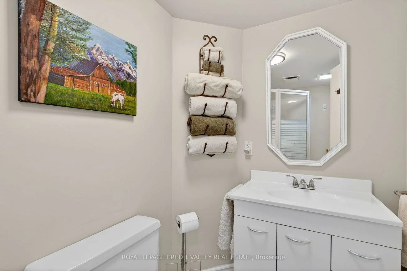 43, Benton, Brampton East, Brampton