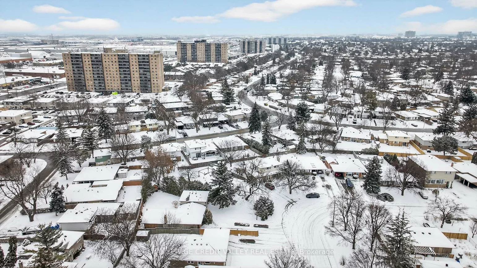 43, Benton, Brampton East, Brampton