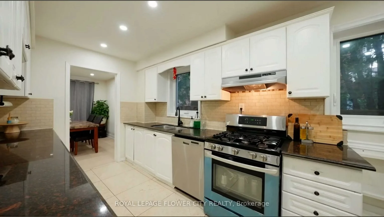 32, Payton, Fletcher's Creek South, Brampton