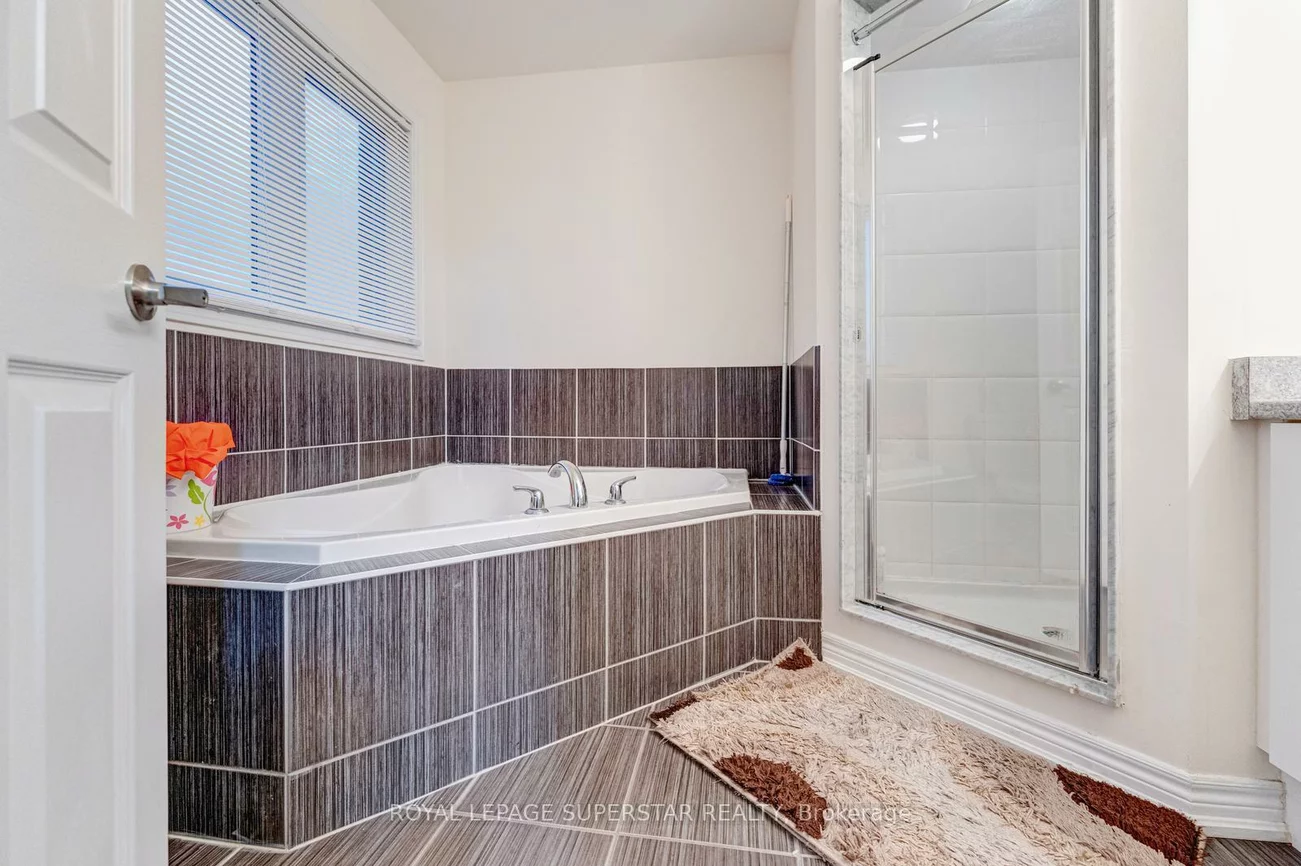 22, Merrickville, Bram West, Brampton