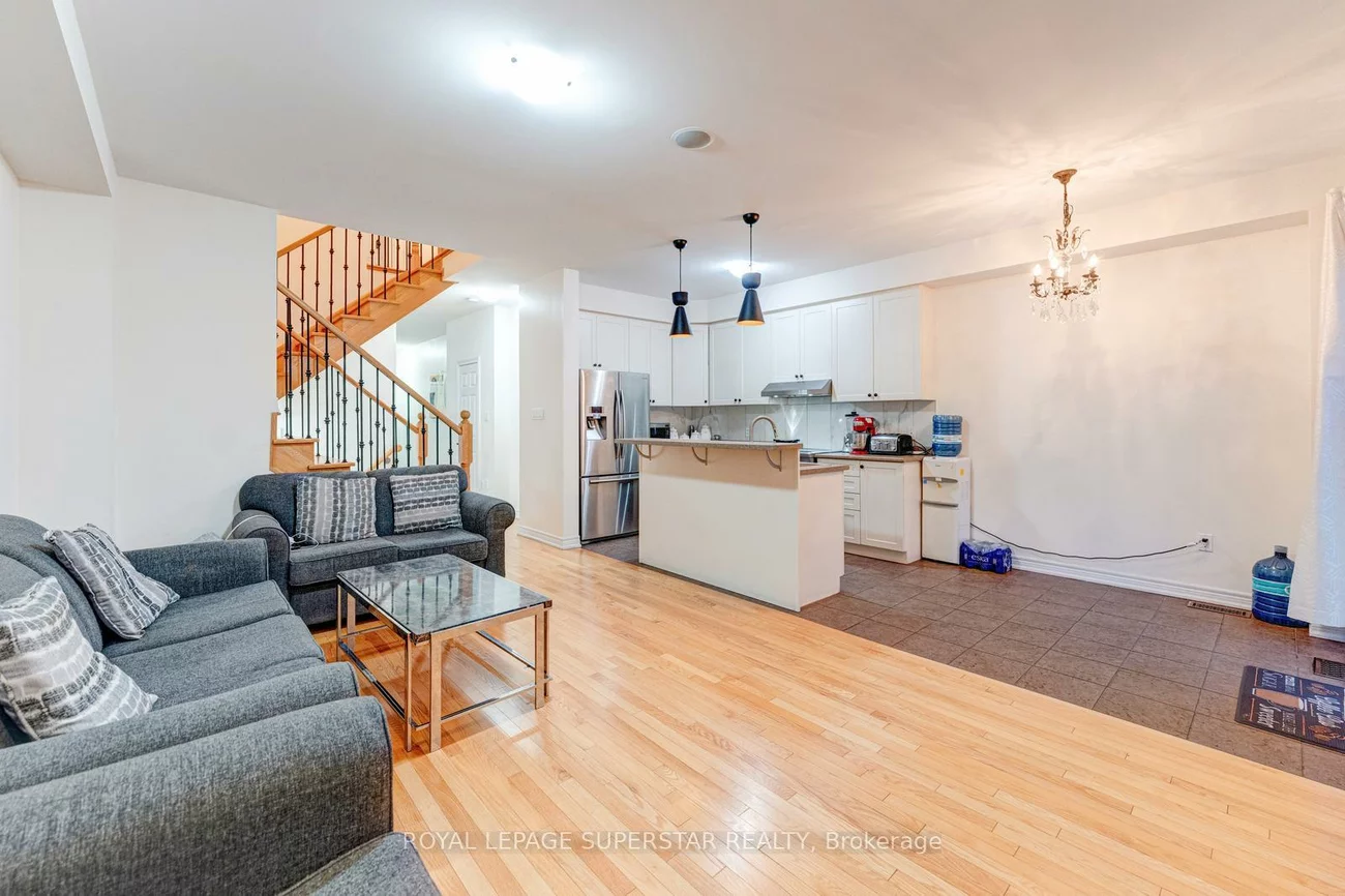 22, Merrickville, Bram West, Brampton