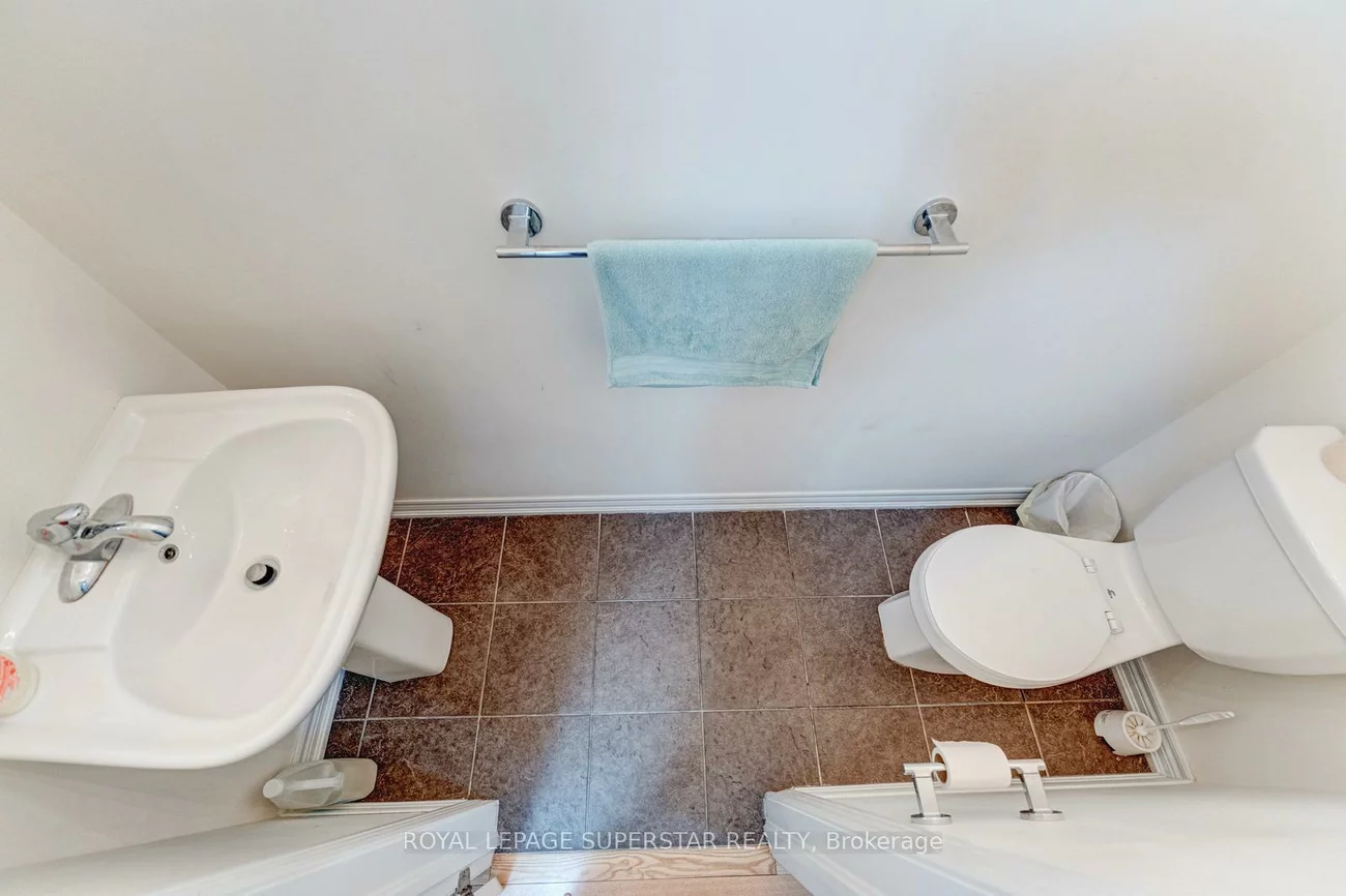 22, Merrickville, Bram West, Brampton