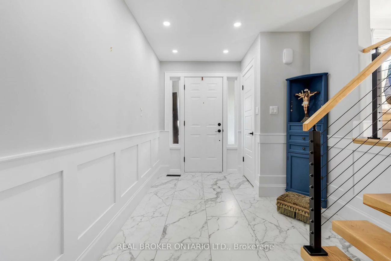 13, Pine Tree, Brampton East, Brampton