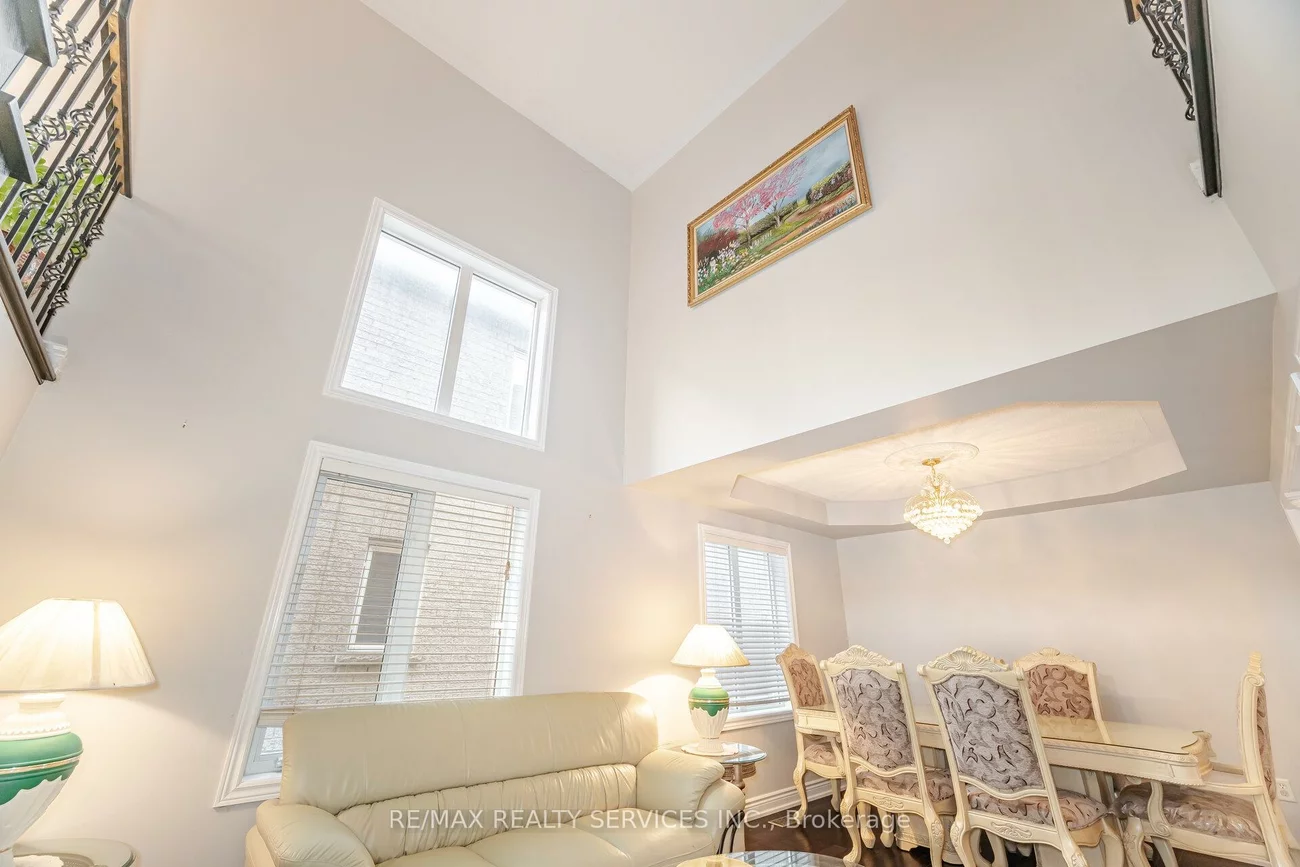 39, Rattlesnake, Sandringham-Wellington, Brampton