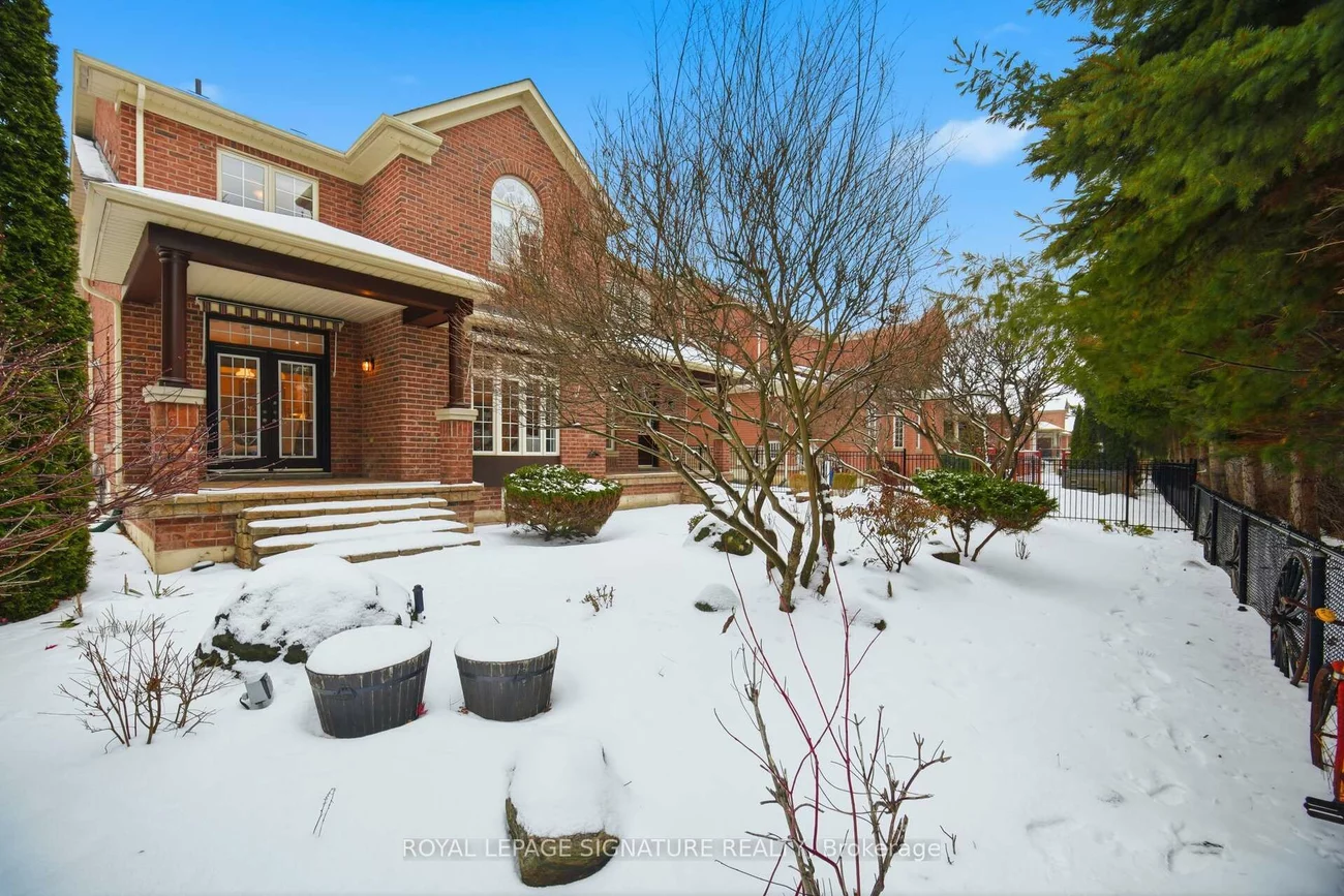 1592, Hallstone, Bram West, Brampton