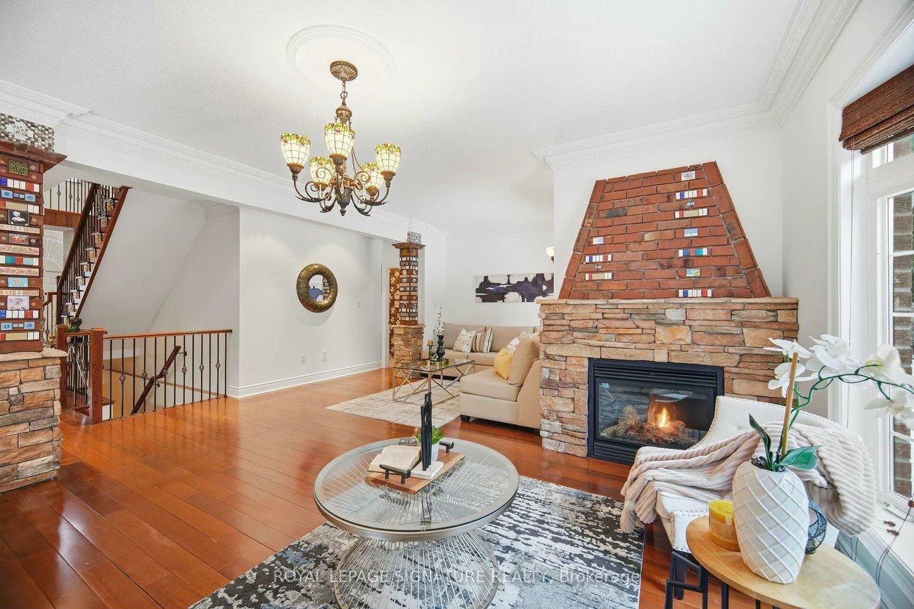 1592, Hallstone, Bram West, Brampton