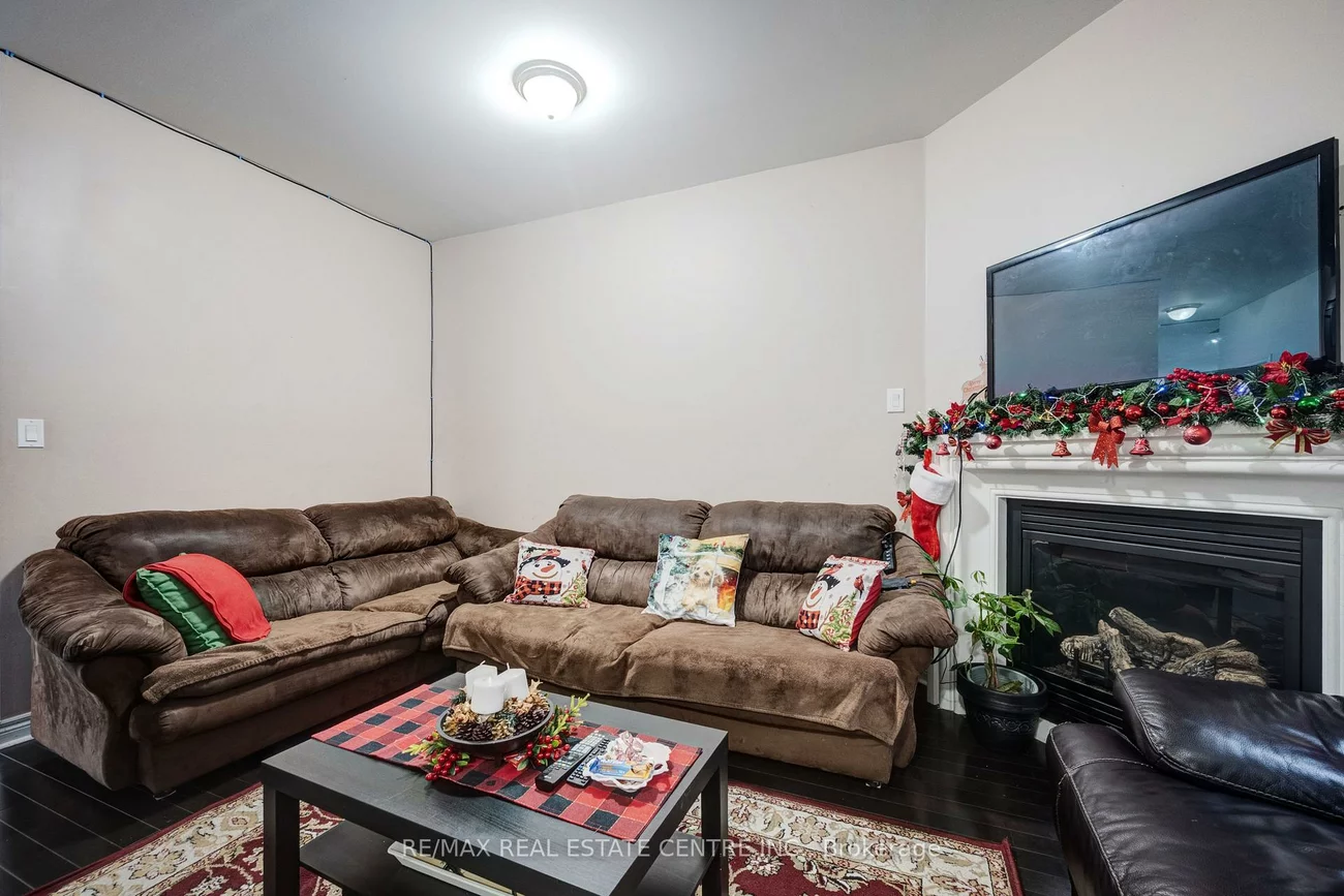 49, Wardsville, Bram West, Brampton