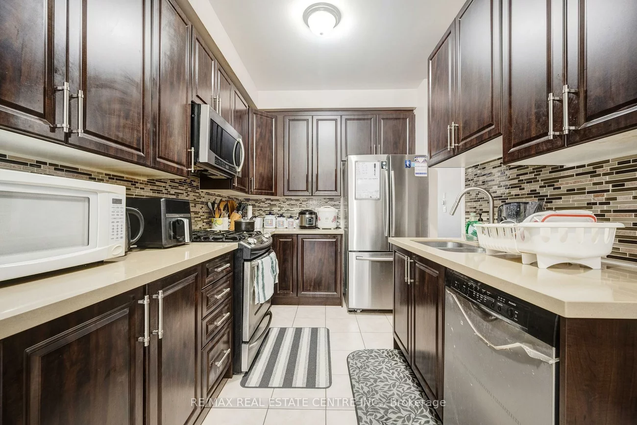 49, Wardsville, Bram West, Brampton