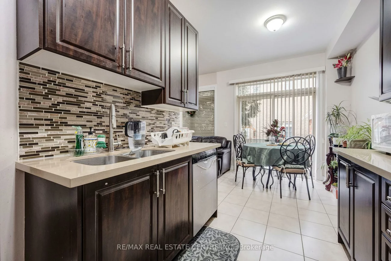 49, Wardsville, Bram West, Brampton