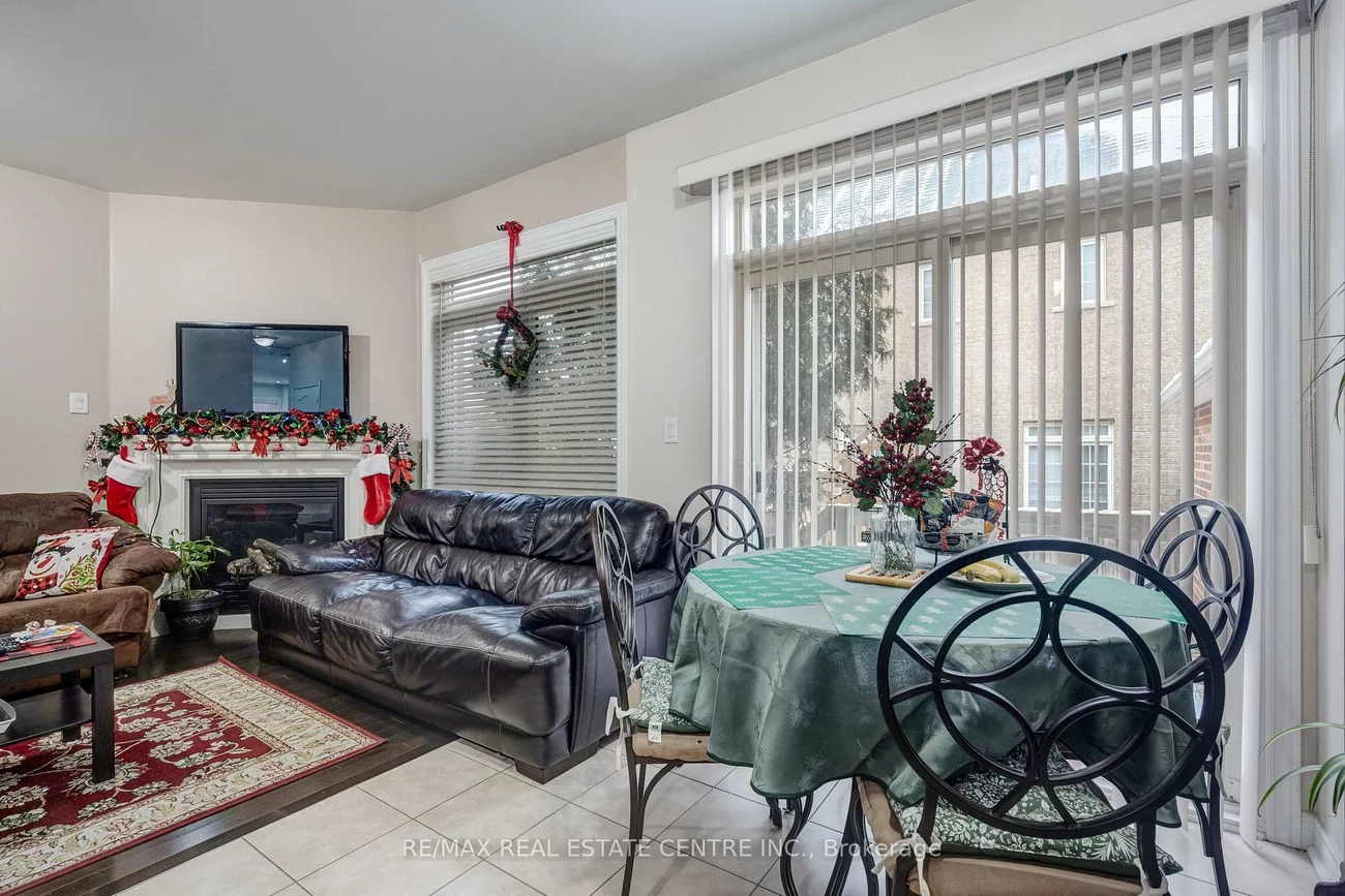 49, Wardsville, Bram West, Brampton