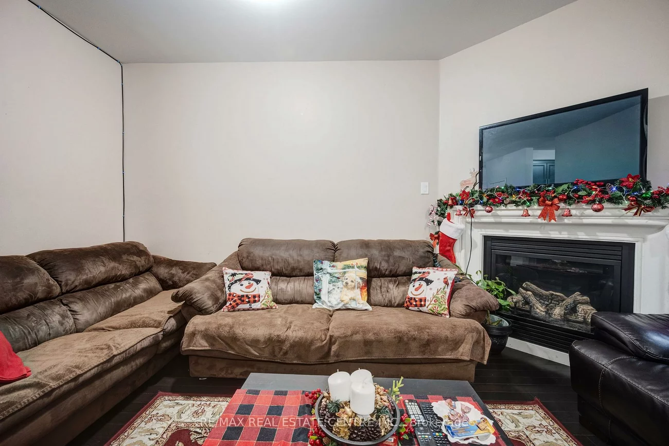 49, Wardsville, Bram West, Brampton