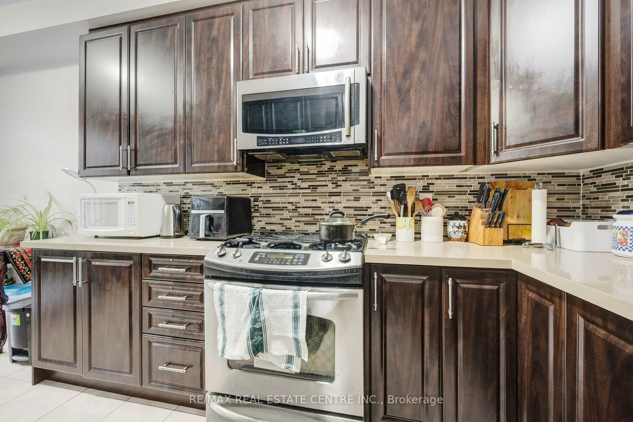 49, Wardsville, Bram West, Brampton