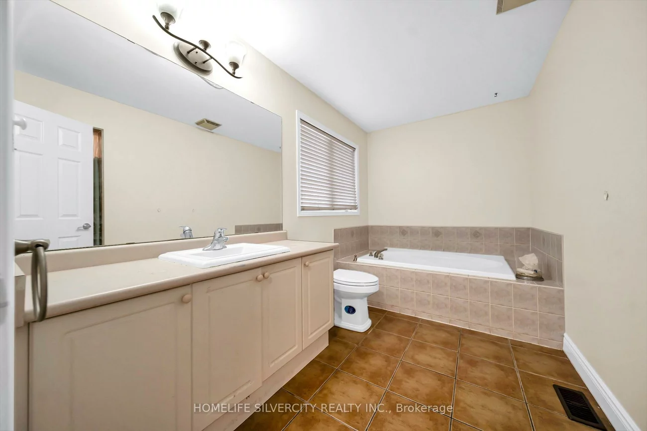 19, Vintage, Fletcher's Creek Village, Brampton