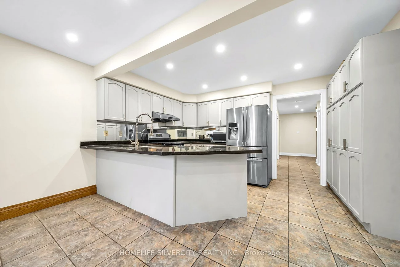 19, Vintage, Fletcher's Creek Village, Brampton