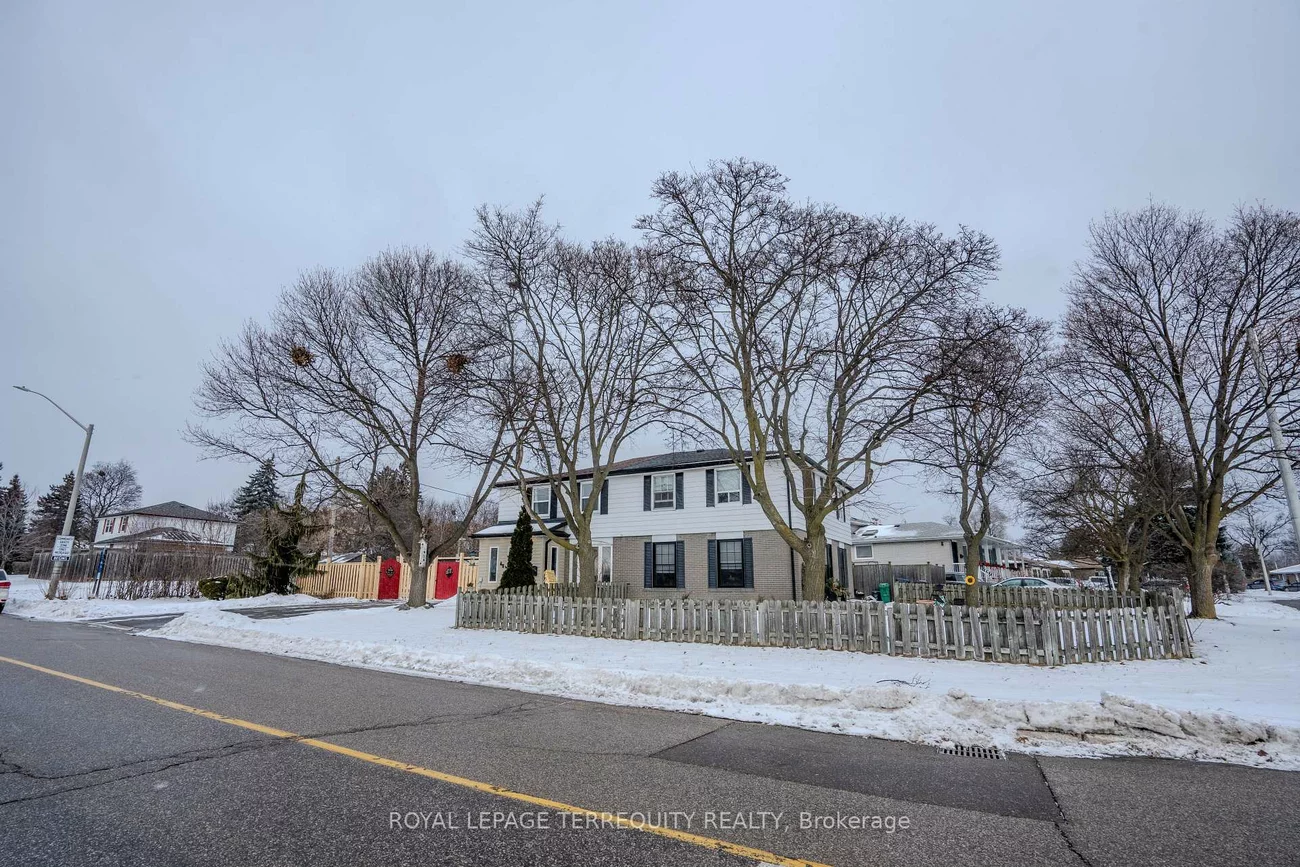 65, Dorset, Southgate, Brampton