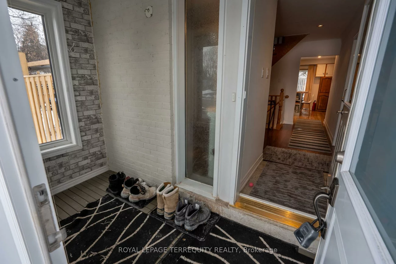 65, Dorset, Southgate, Brampton