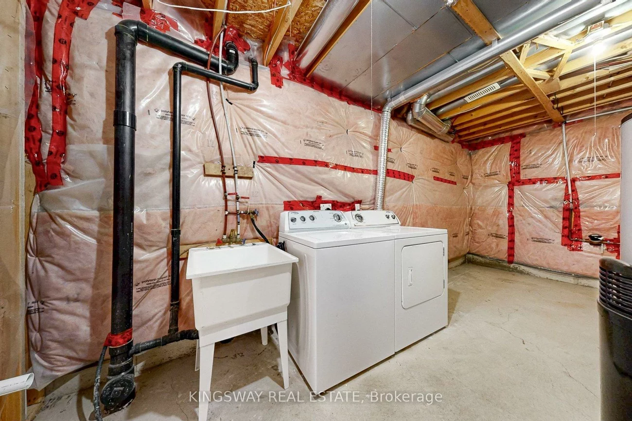 84, Abbotsbury, Credit Valley, Brampton