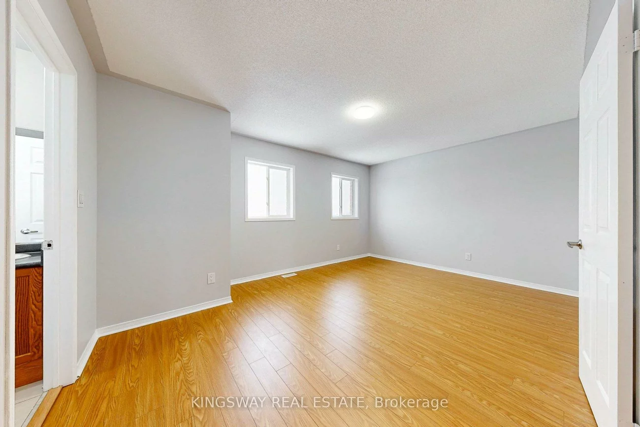 84, Abbotsbury, Credit Valley, Brampton